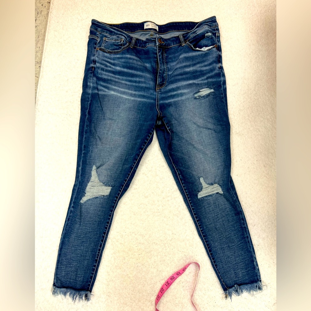 BKE Parker Universal Fit High Rise ankle skinny Jean size 38